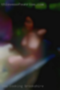 BBW looking in Brookshire for an older man.