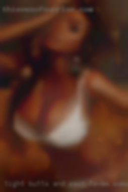 Tight East Texas women Butt'S and nice Guts is cool.